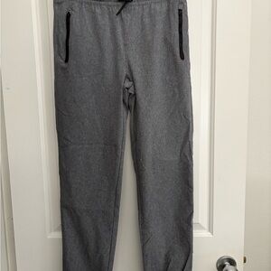 Cat & Jack kids Gray Joggers- EUC (16)